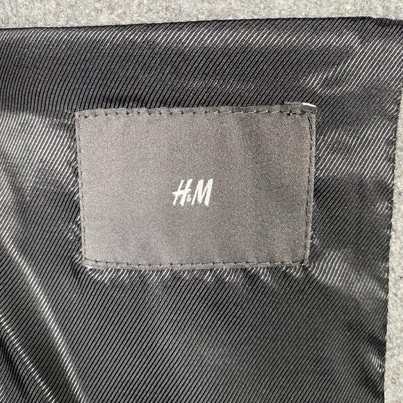 H&M Overcoat Men 44R Wool Blend Grey Minimalist Capsule Neutral Topcoat Car Coat - Picture 9 of 15